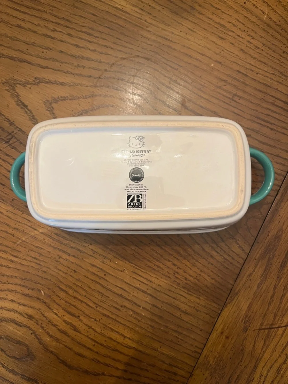 Hello Kitty Christmas‎ Ceramic Loaf Pan, new